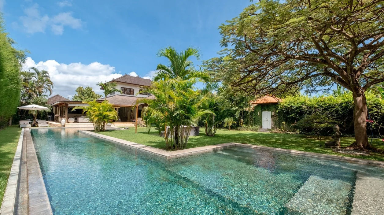 Three-Bedroom Private Pool Villa Rental in Seminyak – 3-Bedroom Villa with Pool BVI73520