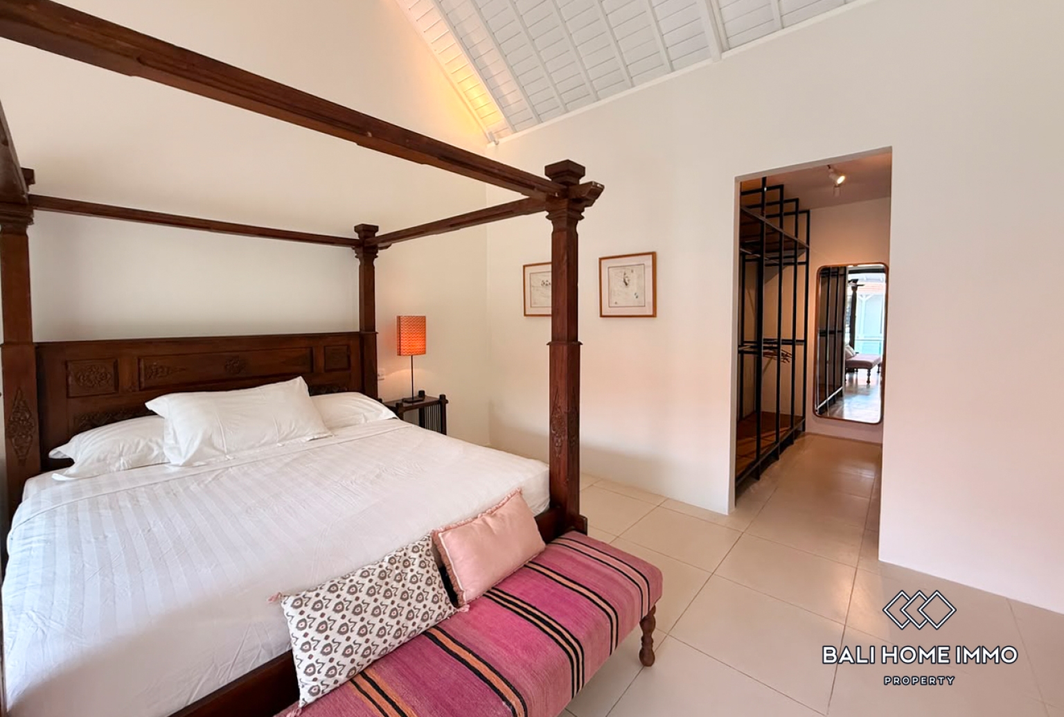 3 Bedroom Family Villa For Rent in Canggu Berawa — image 8