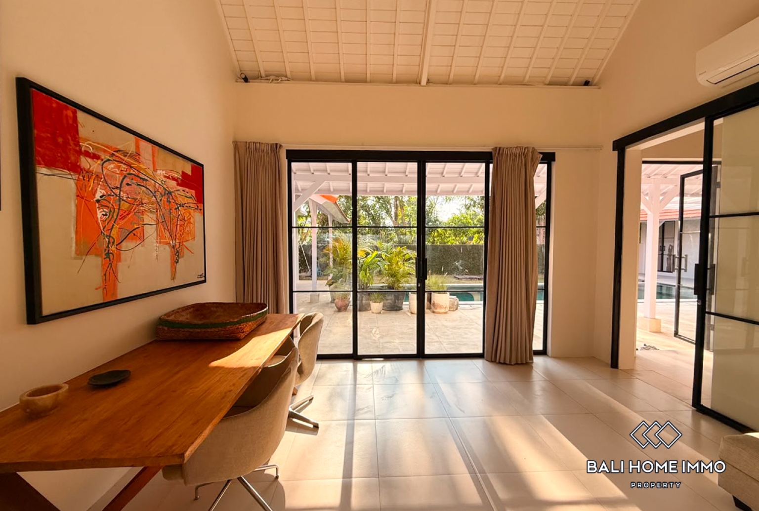 3 Bedroom Family Villa For Rent in Canggu Berawa — image 7