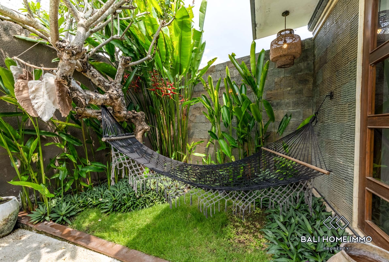 3 Bedroom Family Villa For Rent in Canggu Berawa — image 17