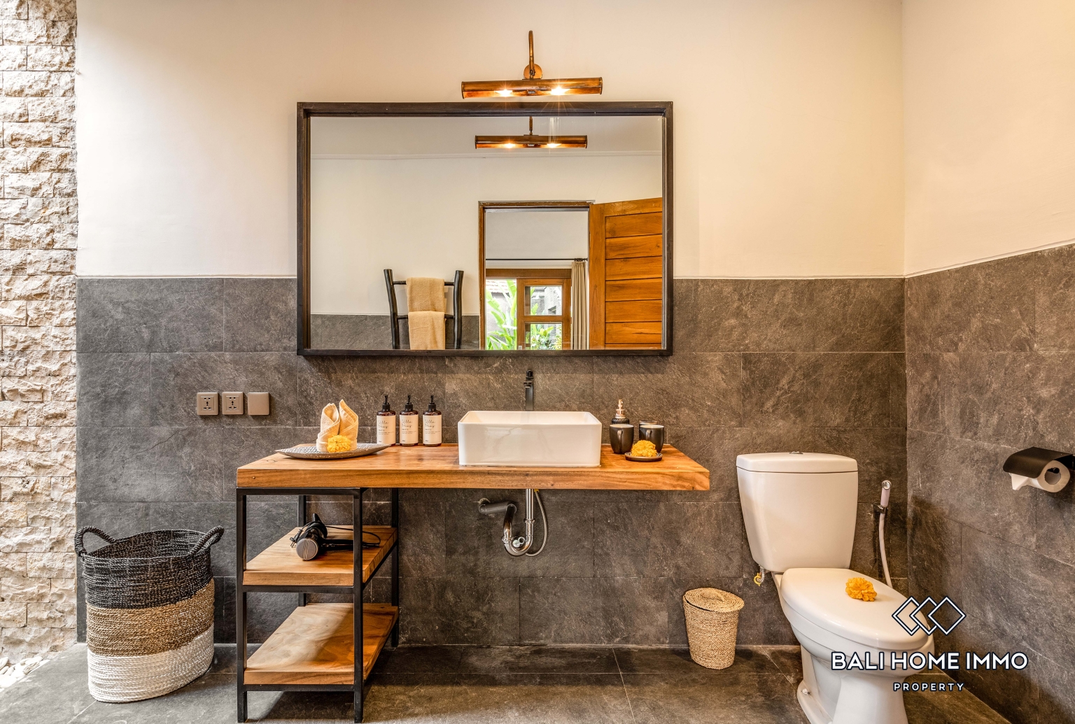 3 Bedroom Family Villa For Rent in Canggu Berawa — image 12
