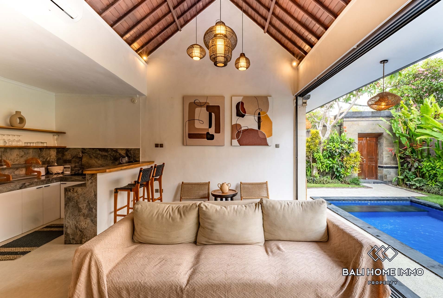 3 Bedroom Family Villa For Rent in Canggu Berawa — image 2