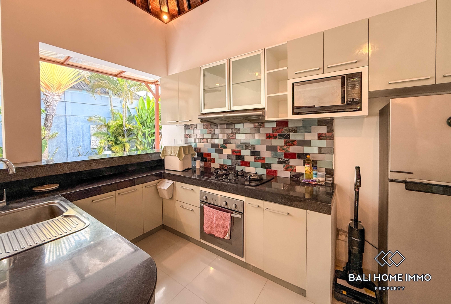 3 Bedroom Family Villa For Rent in Sanur — image 2
