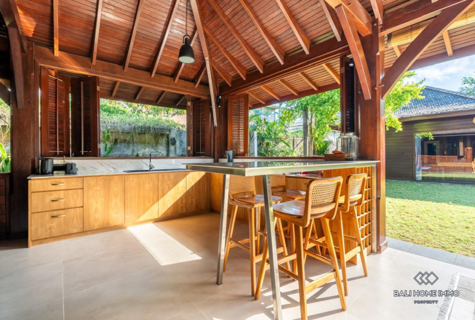 3 Bedroom Villa for Yearly Rental in Berawa — image 4
