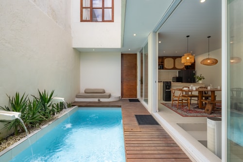 Sandwave - 3BR Villa with Pool & Rooftop, Uluwatu in Jimbaran, Bali — image 14