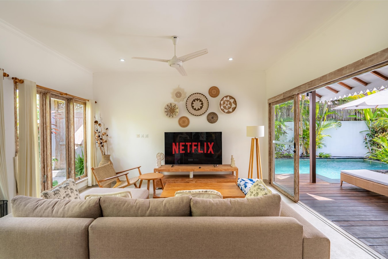 Santi - 3BR Villa with Pool & Daybed, Canggu in Canggu, Bali — image 3