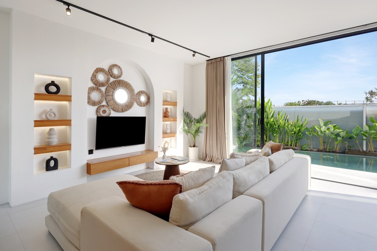 Peaceful Garden Sanctuary 3 Bedroom Private Villa in Canggu — image 6