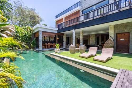 Puri Ratu Jimbaran - 5BR Villa with Pool, Jimbaran in Jimbaran, Bali — image 1