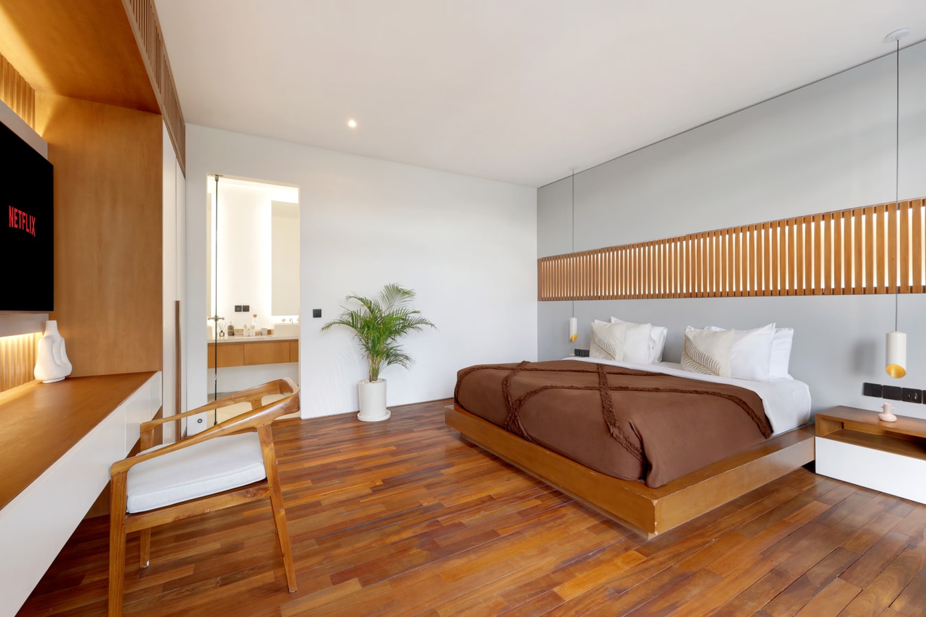 Canggu Escape 2BR Villa w/ Rooftop and Plunge Pool in Canggu, Bali — image 17