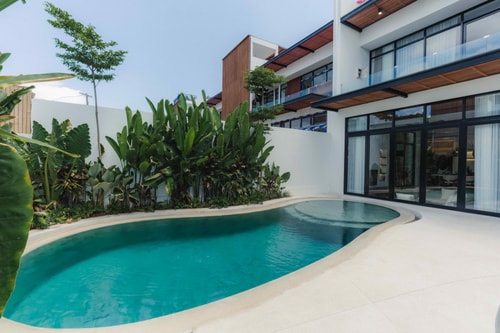 Canggu Luxury-Modern 3BR Villa | Pool & Rooftop in Canggu, Bali — image 1