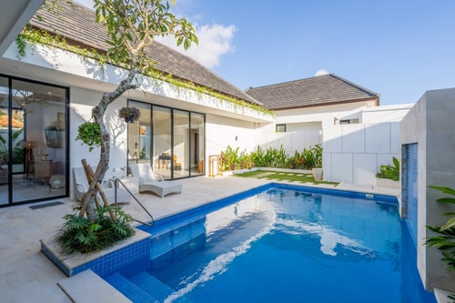 Serai - 2BR Villa with Pool, Central Seminyak in Seminyak, Bali — image 10