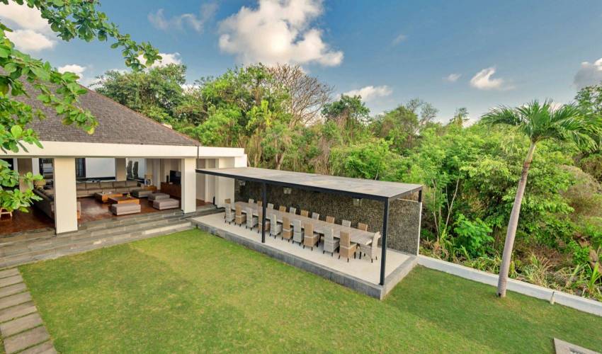 Seminyak Villa 3974 — image 13