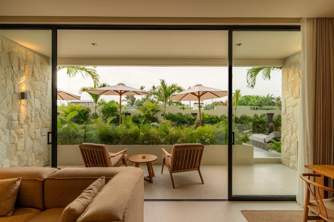 Canggu Stunning 2BR Balcony Studio & Pool Access in Canggu, Bali