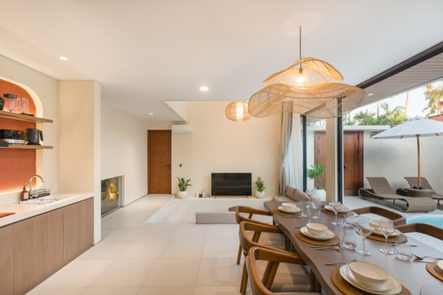 Casa Écru 1 - 3 Bedroom Villa with Pool, Berawa in Tibubeneng, Bali — image 6