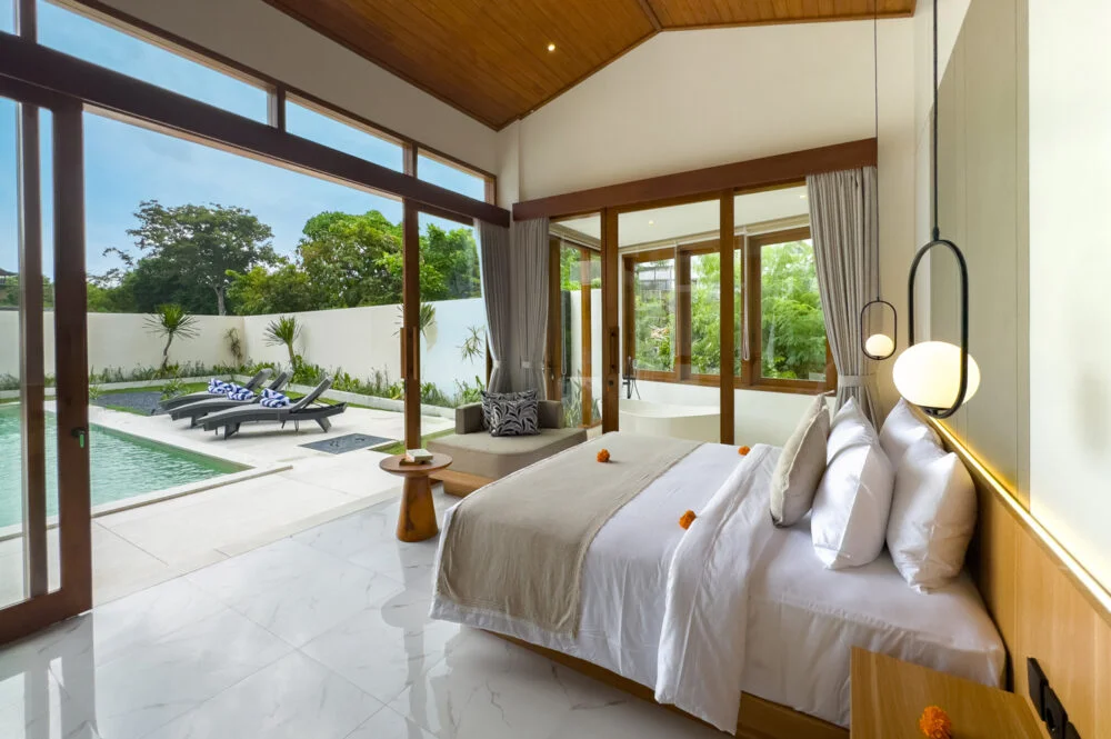 3-Bedroom Villa with Private Pool & Jacuzzi in Canggu, Bali — image 7