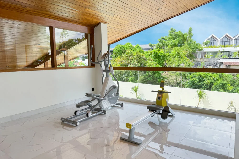 3-Bedroom Villa with Private Pool & Jacuzzi in Canggu, Bali — image 11