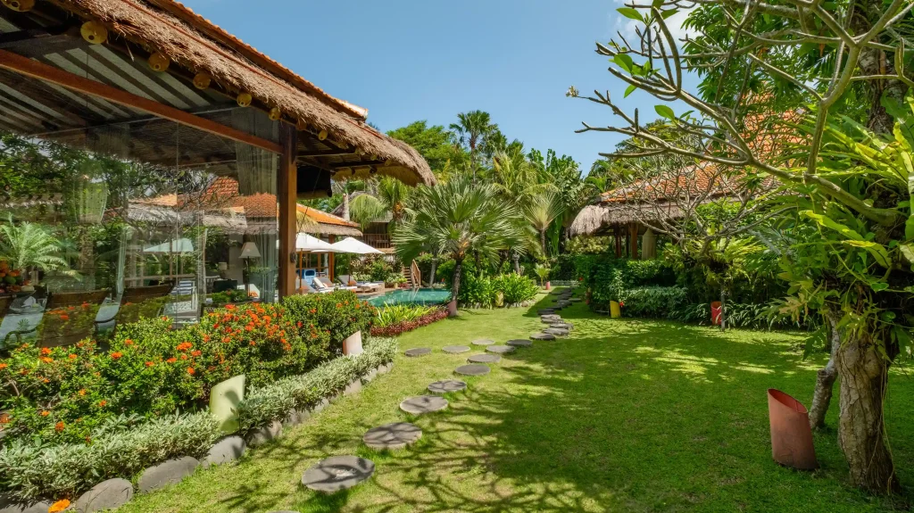 Villa Desa Roro Estate in canggu — image 6