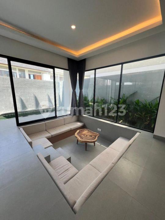 Affordable Ready-to-Move-In Villa in Seminyak, Fully Furnished | vlr327843 — image 3