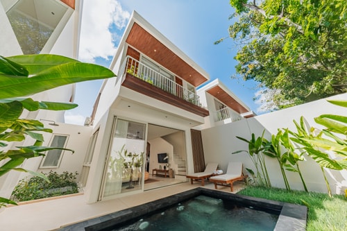 Binginzie - Balcony Pool Villa, Near Bingin Beach in Pecatu, Bali — image 12