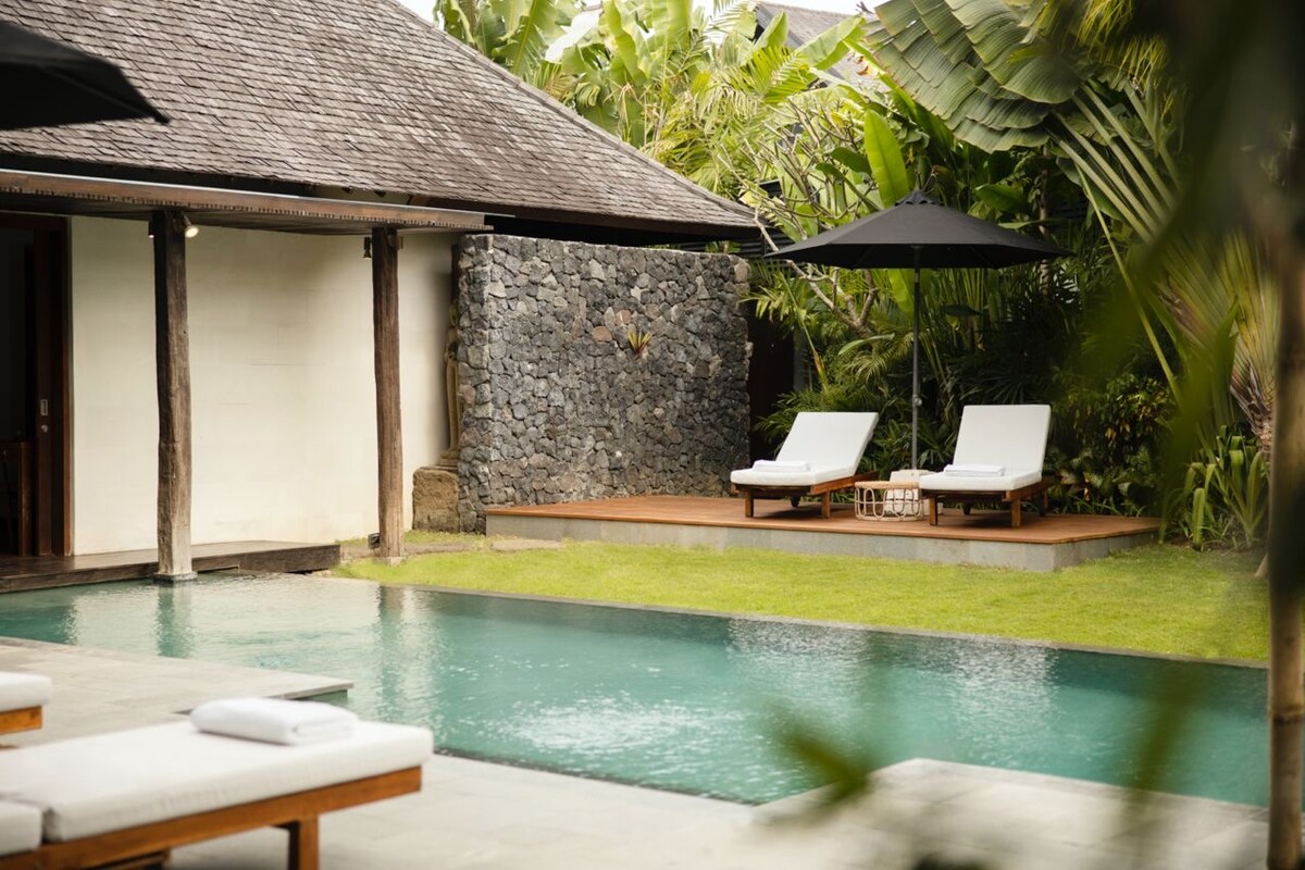 Luxe Surf Retreat 3 Bedroom Private Villa in Canggu — image 8