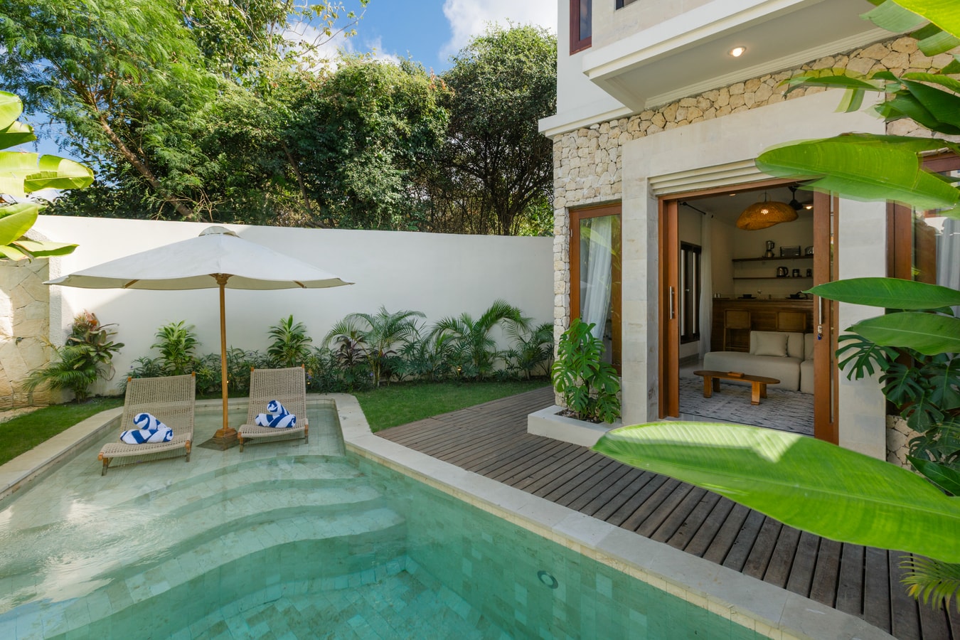 3+1 BR - Near Gwk & Quiet Neighbourhood in Ungasan, Bali