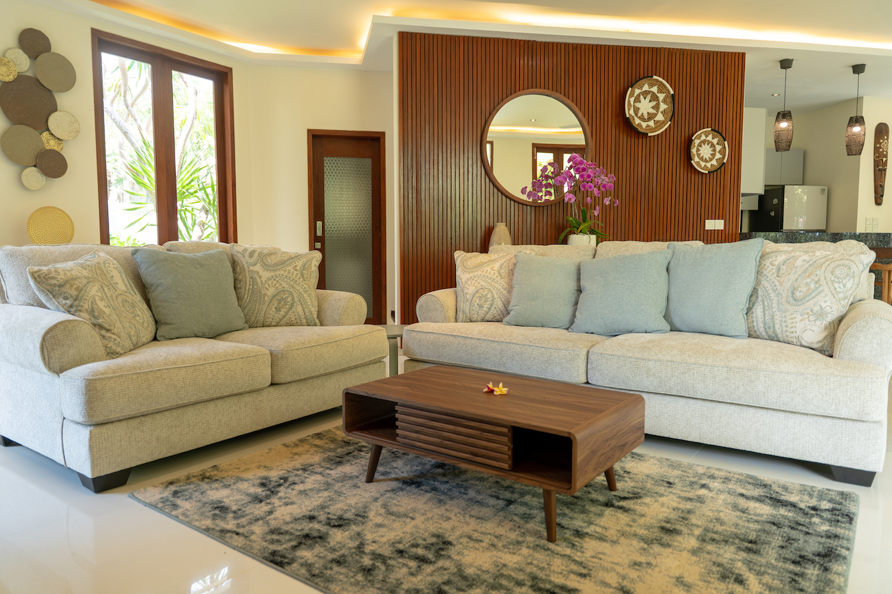 Luxury 4-Bedroom Tropical Villa for Rent in Padonan, Canggu — image 8