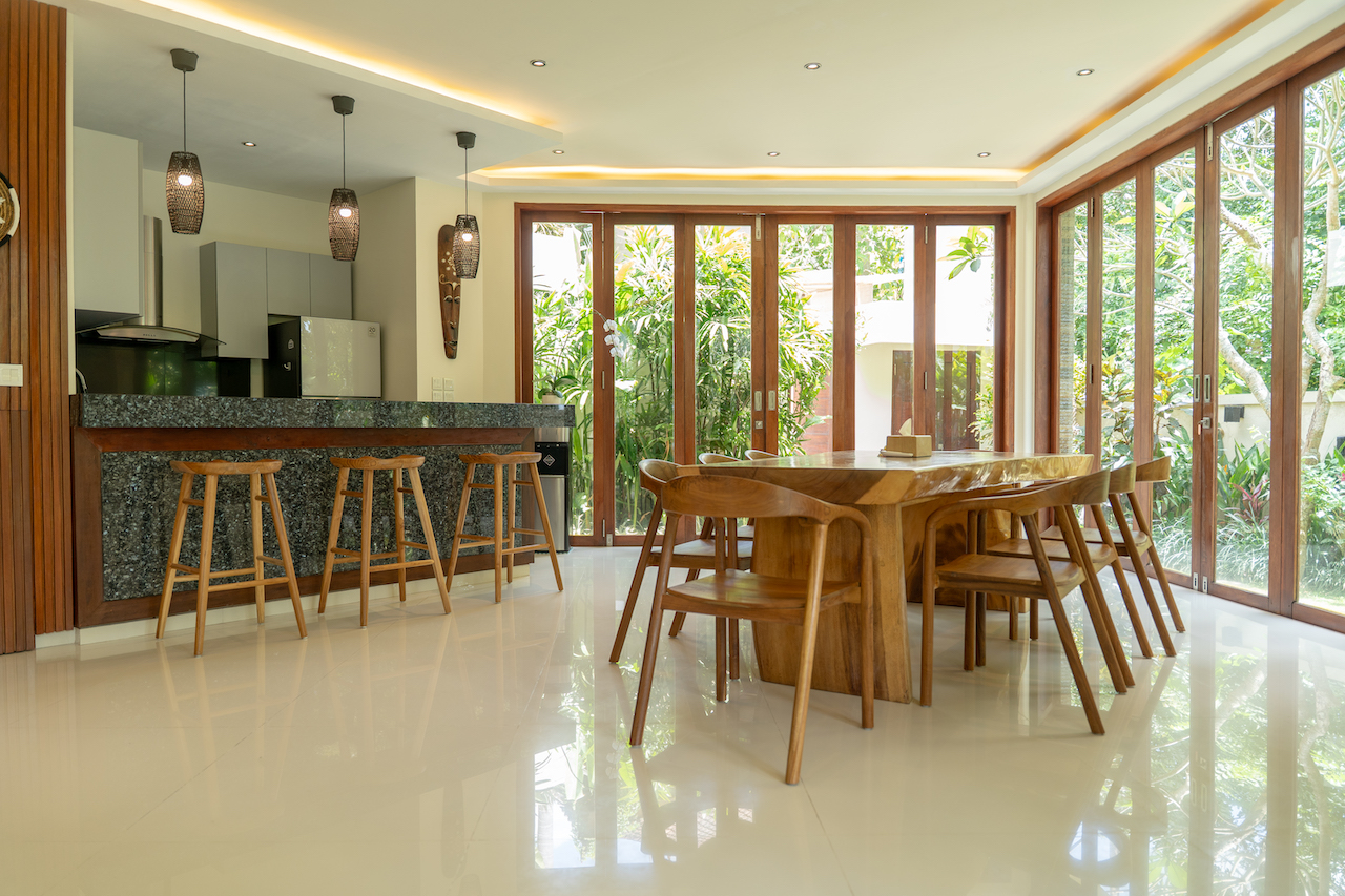 Luxury 4-Bedroom Tropical Villa for Rent in Padonan, Canggu — image 11