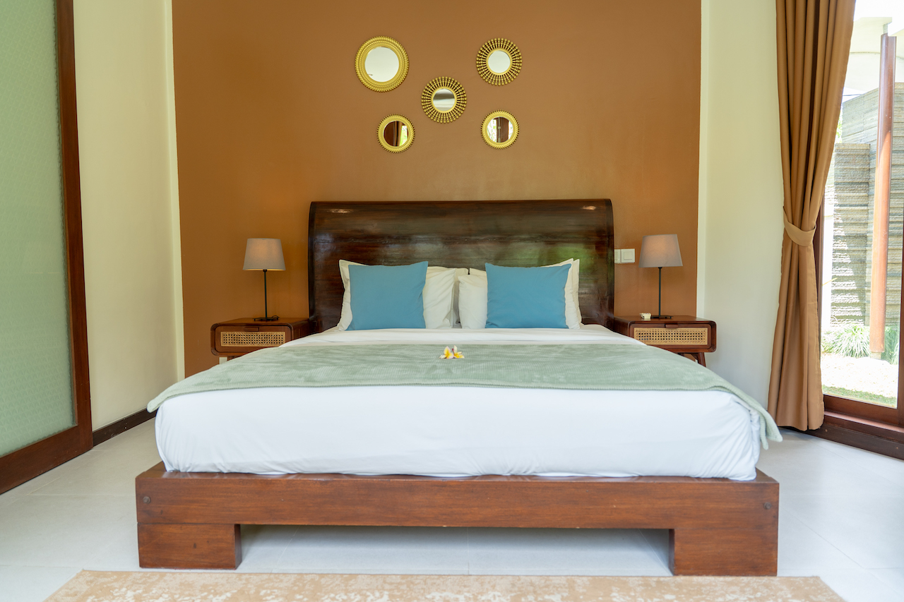 Luxury 4-Bedroom Tropical Villa for Rent in Padonan, Canggu — image 18