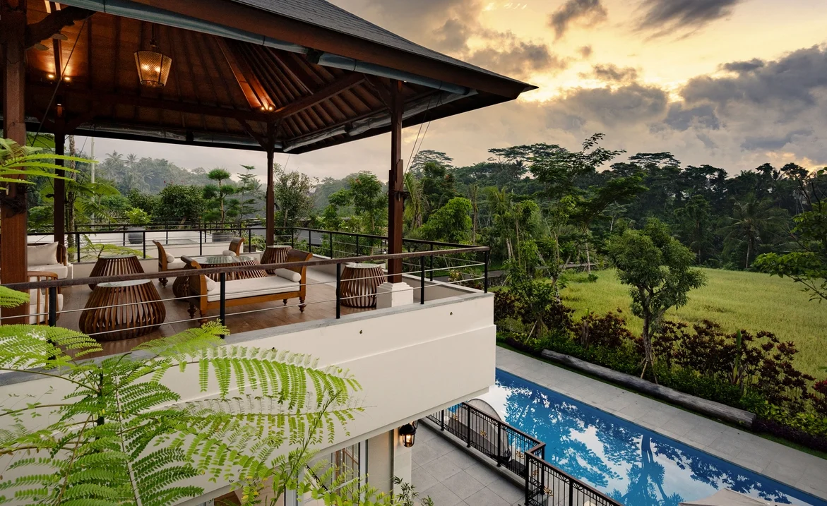 Luxury 4-Bedroom Villa in Ubud – Rooftop Event, Private Pool & Jungle View — image 9