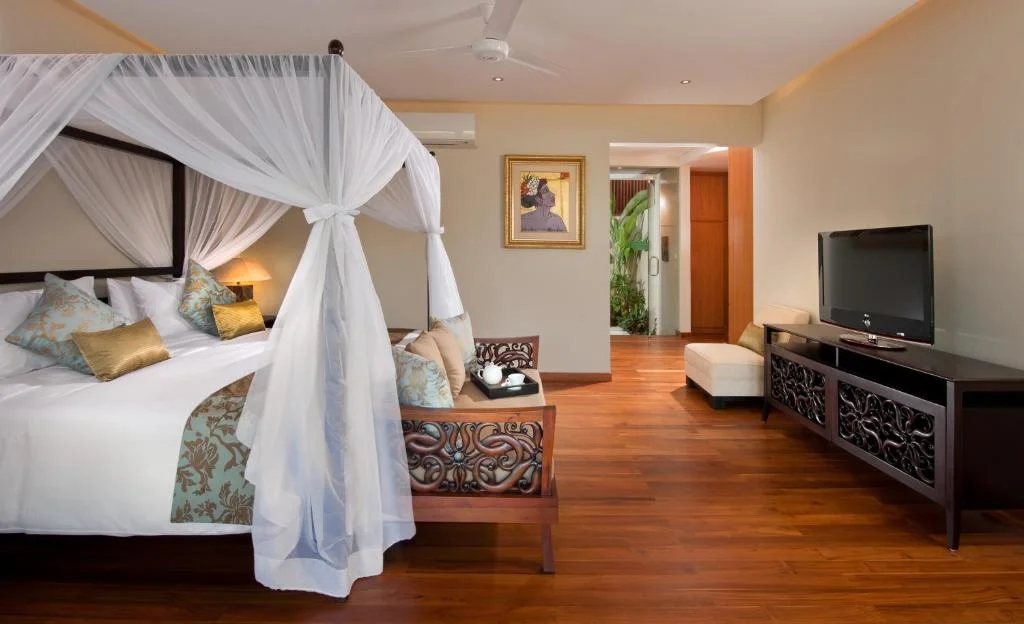 4-Bedroom Villa with Private Pool in Batu Belig Seminyak – Luxury Villa — image 11