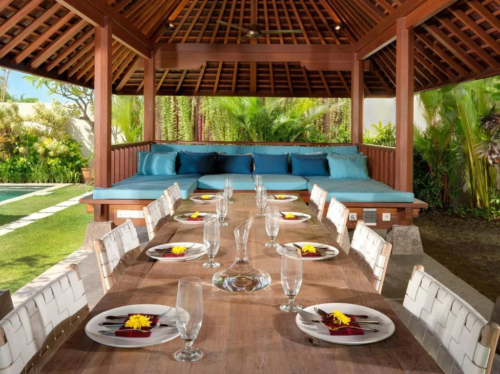4-Bedroom Villa with Private Pool in Batu Belig Seminyak – Luxury Villa — image 9