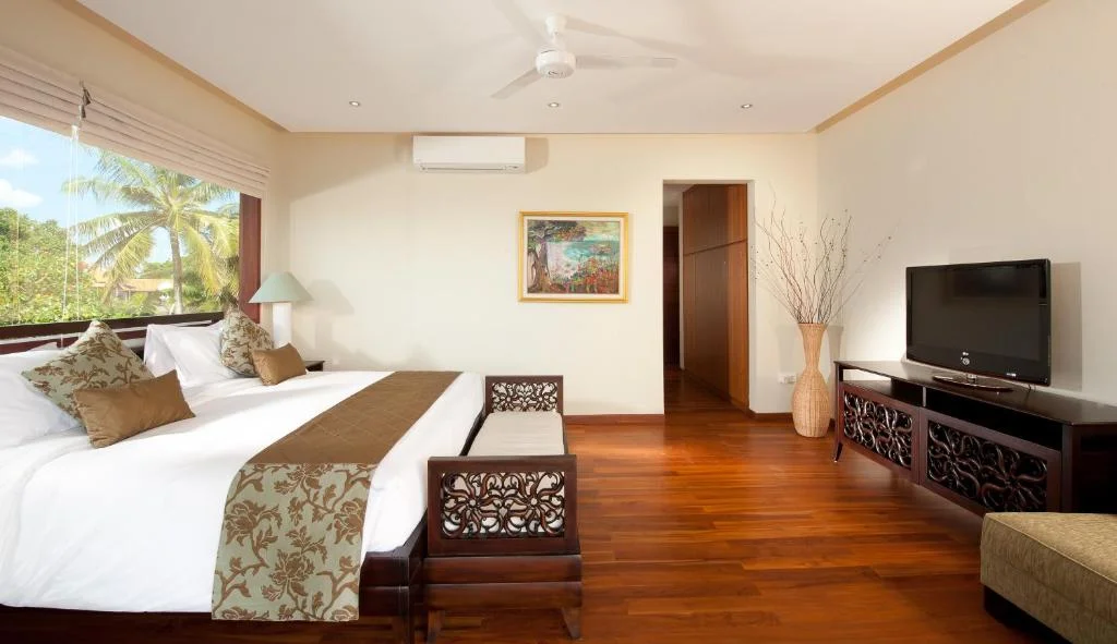 4-Bedroom Villa with Private Pool in Batu Belig Seminyak – Luxury Villa — image 16