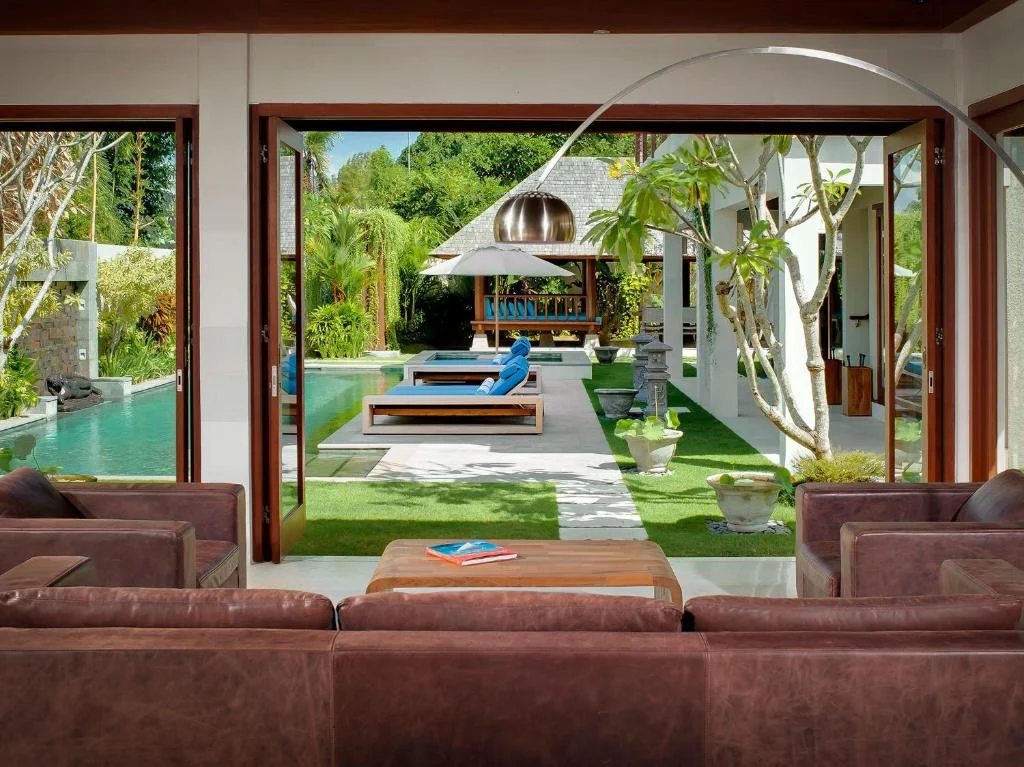 4-Bedroom Villa with Private Pool in Batu Belig Seminyak – Luxury Villa — image 3