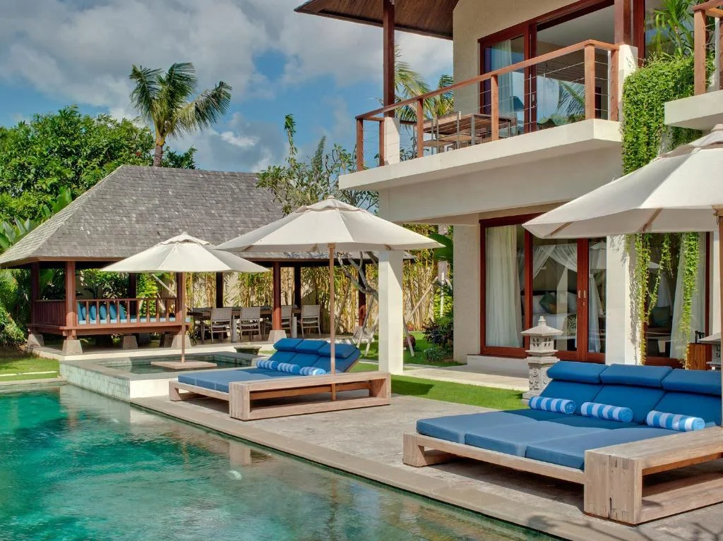 4-Bedroom Villa with Private Pool in Batu Belig Seminyak – Luxury Villa — image 5