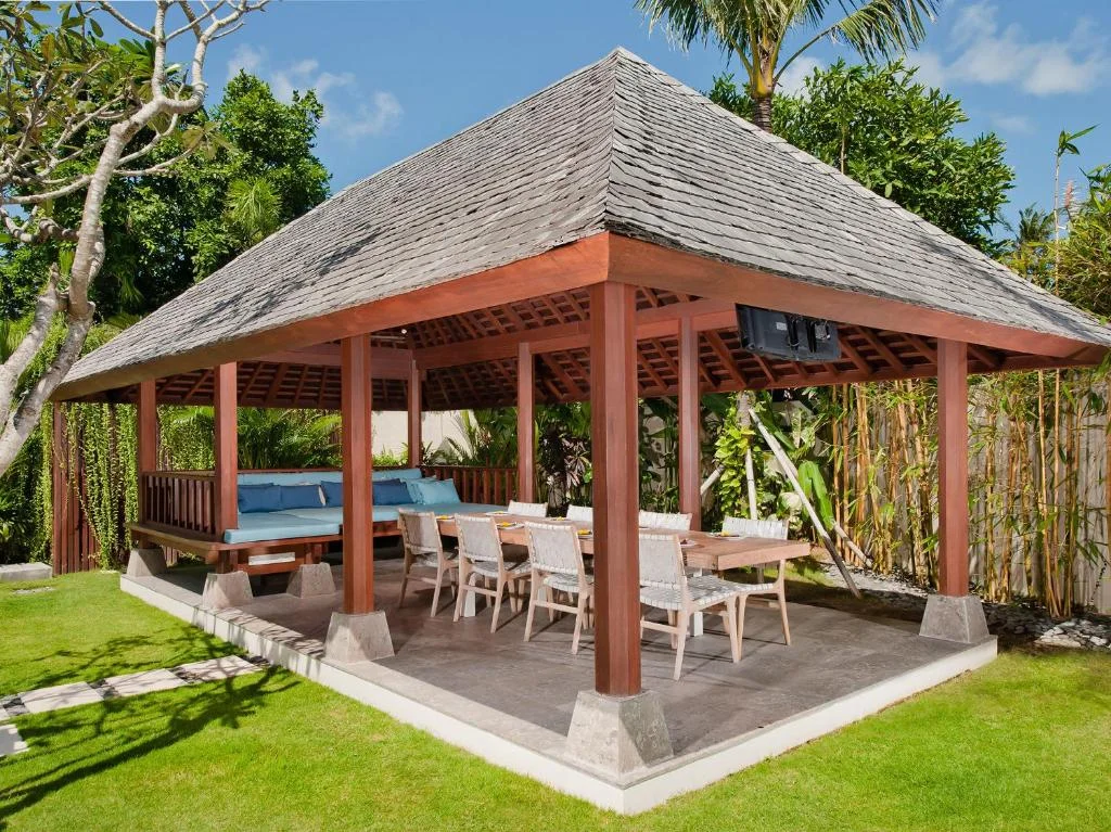 4-Bedroom Villa with Private Pool in Batu Belig Seminyak – Luxury Villa — image 4