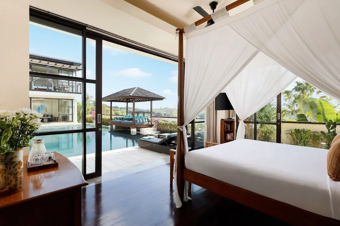 4BR Modern Luxury Villa with Ocean View in Jimbaran — image 12