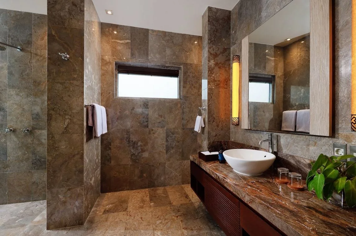 4BR Modern Luxury Villa with Ocean View in Jimbaran — image 16