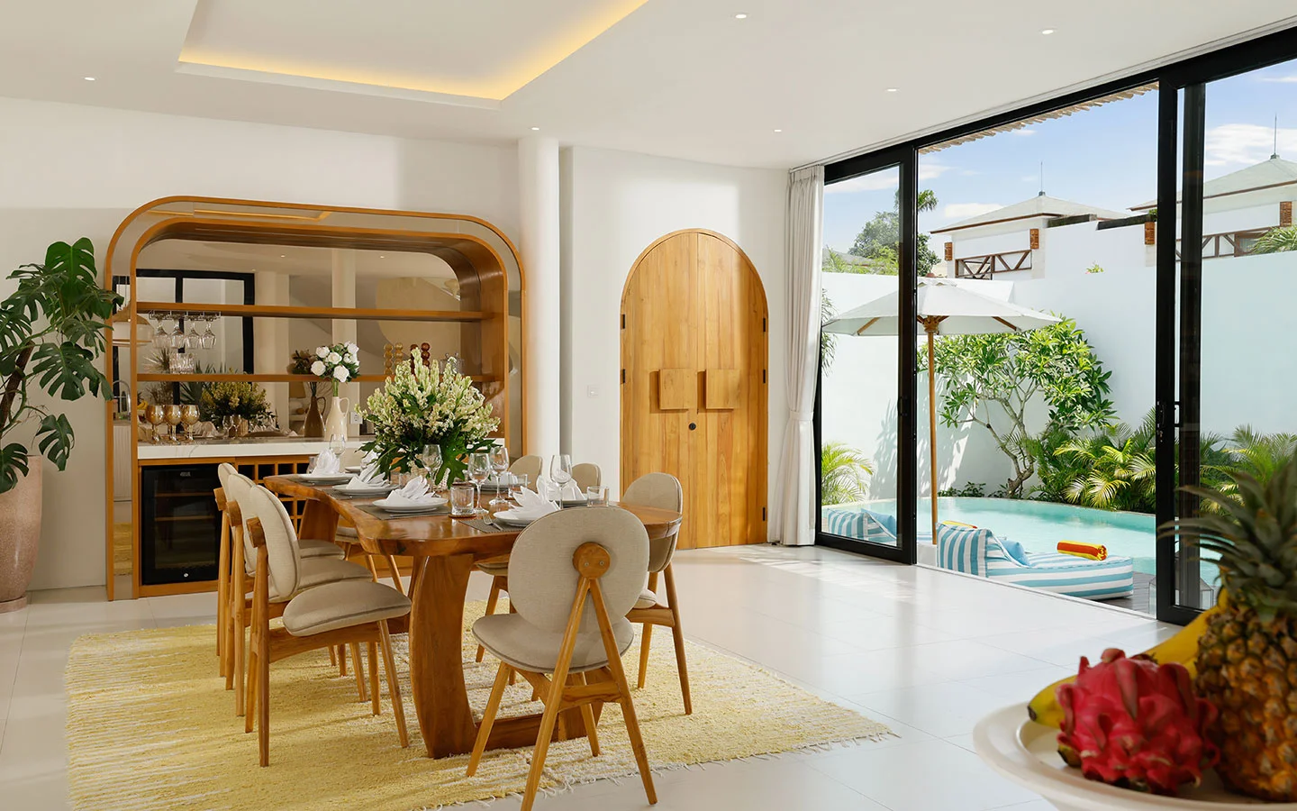 Modern Minimalist 4BR Villa with Private Pool in Berawa Canggu — image 4