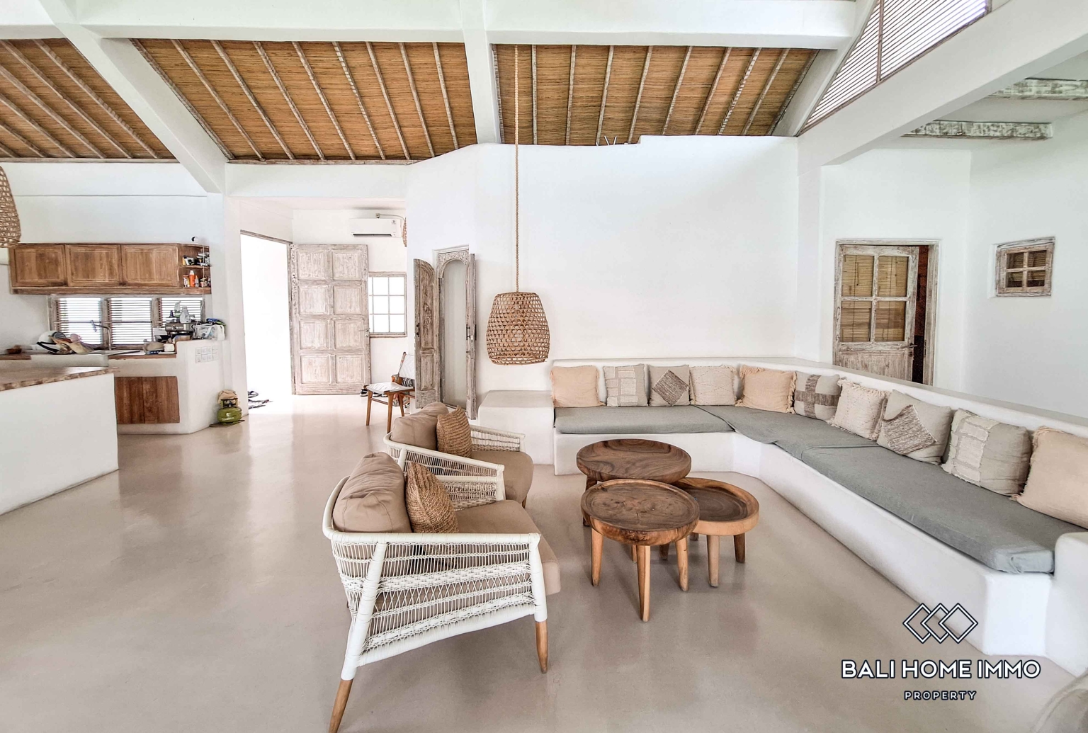 4 Bedroom Family Villa for Rent in Umalas — image 2