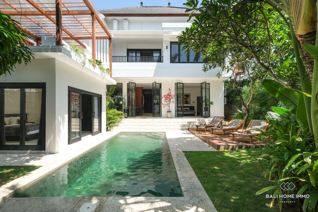4 Bedroom Villa with Garden for monthly rental in Pererenan Bali — image 1