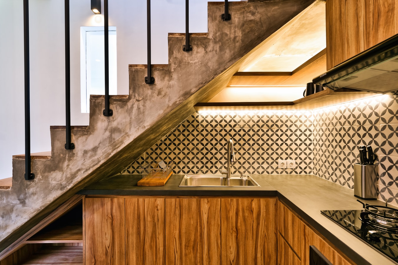 Berawa Townhouse 5 - Pool and Rooftop Jacuzzi in Canggu, Bali — image 17