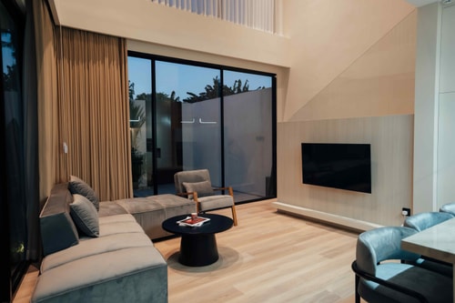 Canggu Retreat 2BR Villa | Private Pool, Prime Loc in Canggu, Bali — image 2