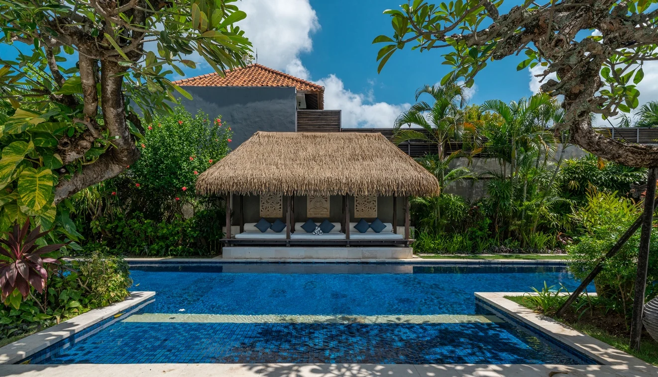 Luxury 4-Bedroom Villa in Seminyak – 16m Private Pool & Premium Location — image 4