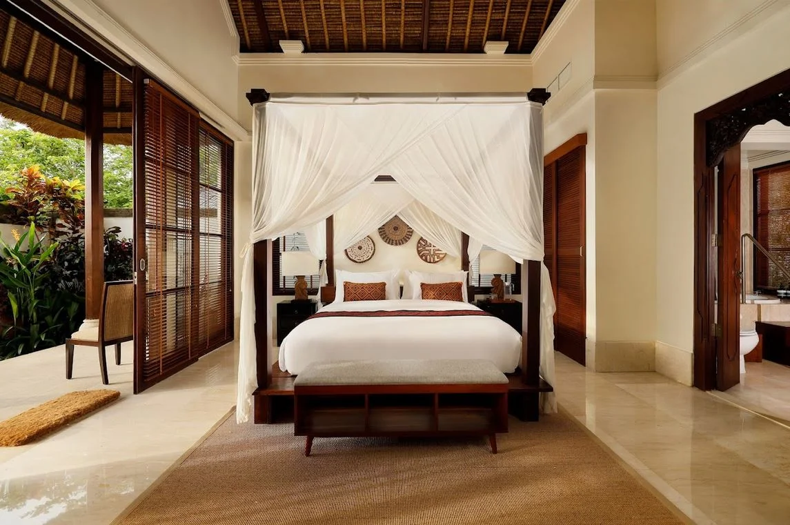 4-Bedroom Tropical Pavilion Villa with Private Pool Near Jimbaran Beach — image 13
