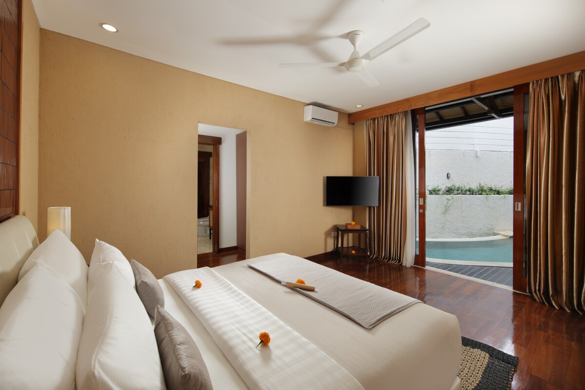 Homely Surf Sanctuary 3 Bedroom Private Villa in Canggu — image 2