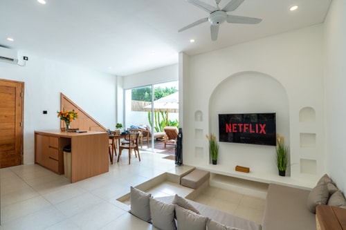 2BR Uluwatu Villa: Pool & Sunset Deck | Near Beach in Ungasan, Bali — image 4