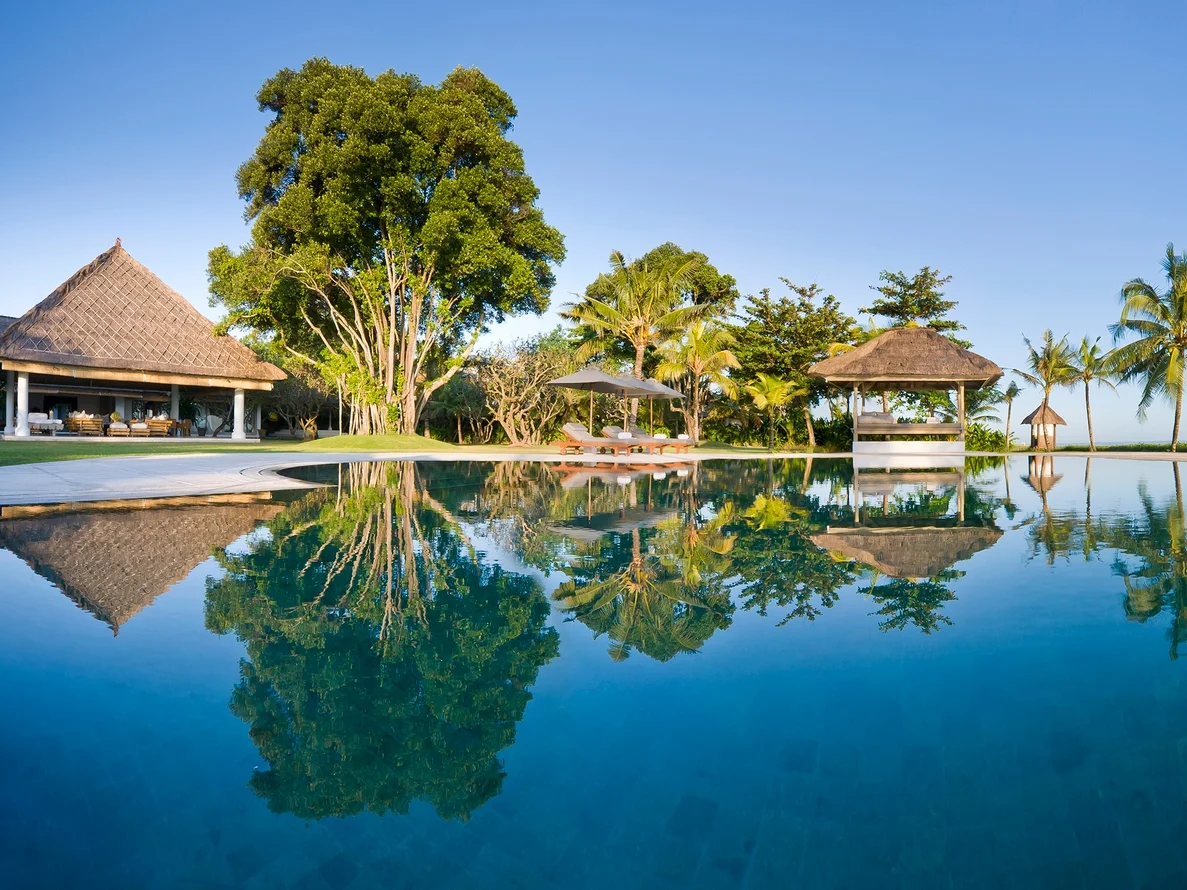 5-Bedroom Beachfront Estate Villa with Ocean Views & Wedding Venue – Batubelig, Bali – BVI577 — image 5