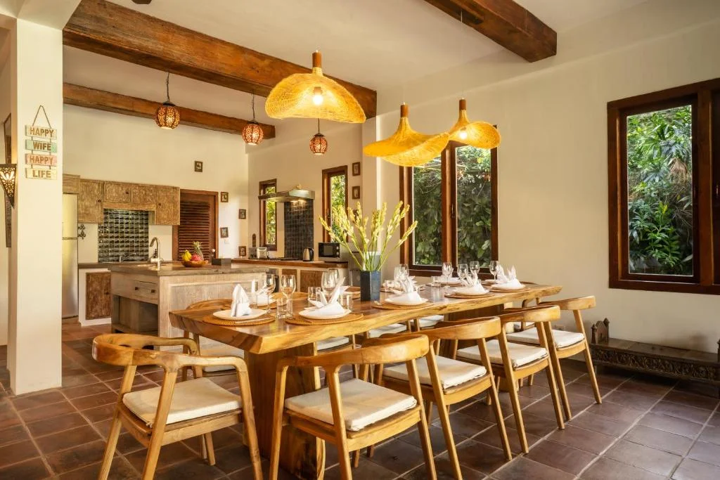 5-Bedroom Javanese Style Villa in Canggu – Private Pool, Joglo & Spacious Garden — image 4
