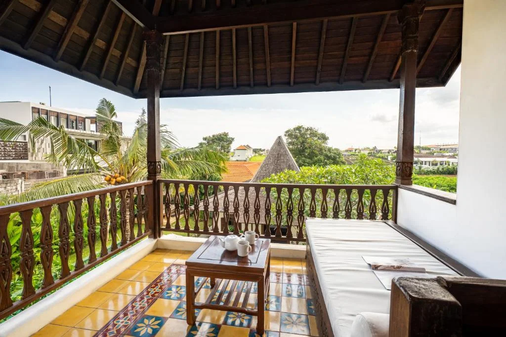5-Bedroom Javanese Style Villa in Canggu – Private Pool, Joglo & Spacious Garden — image 10