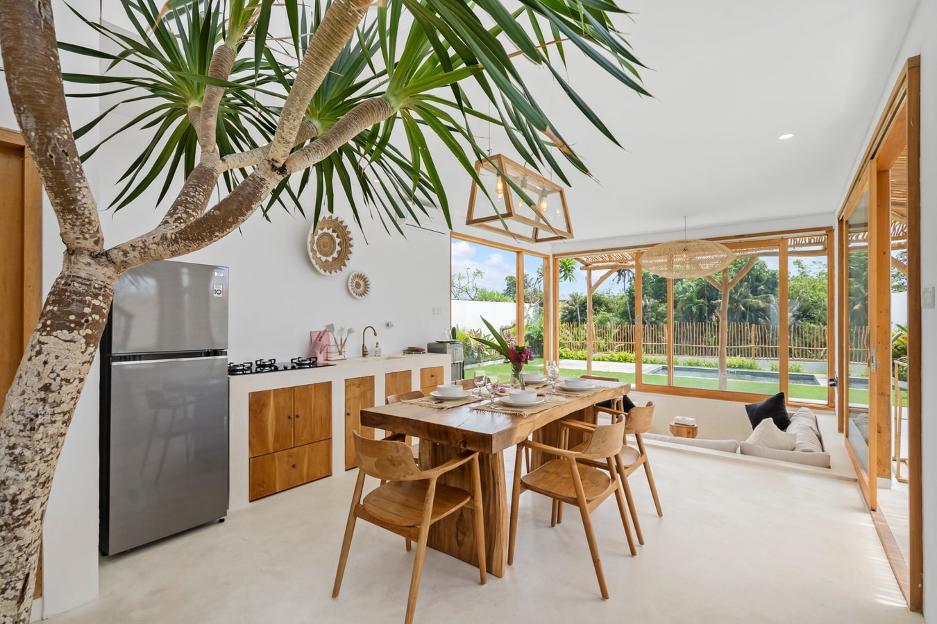 Gigi Sun - 3 Bedroom Villa with Pool, Canggu in Canggu, Bali — image 5